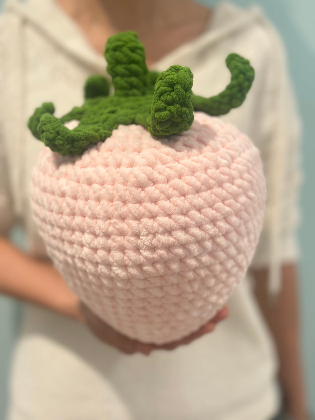 Grosse Fraise tout doux - Jouet - Coussin - Décoration