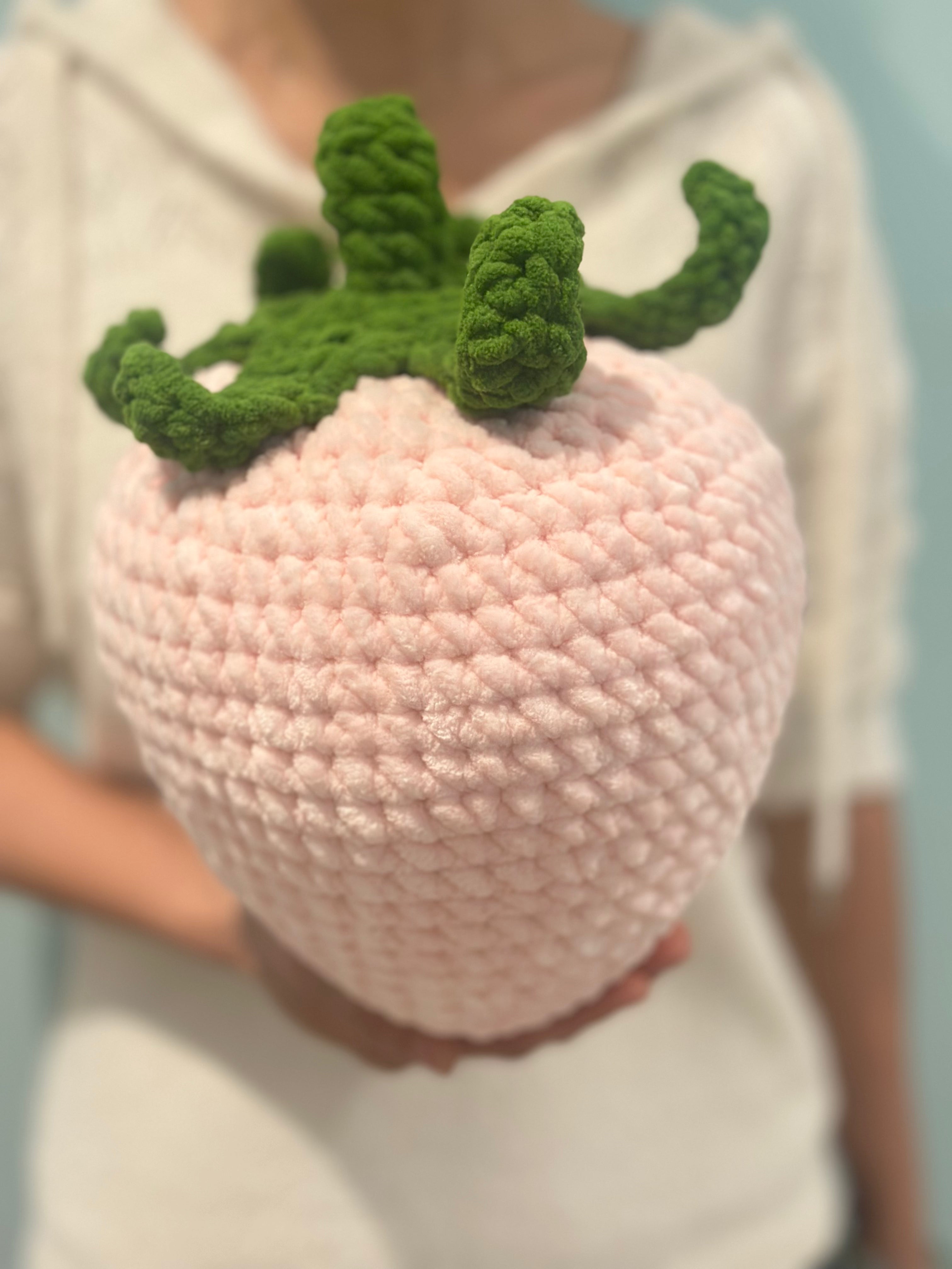 Grosse Fraise tout doux - Jouet - Coussin - Décoration